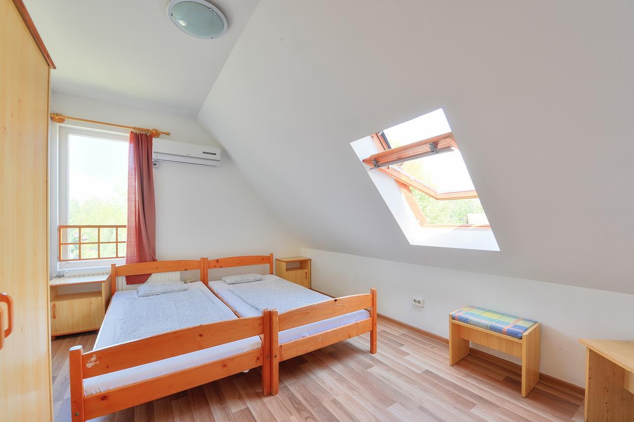 Oliver Inn Balatonlelle Zewnętrze zdjęcie