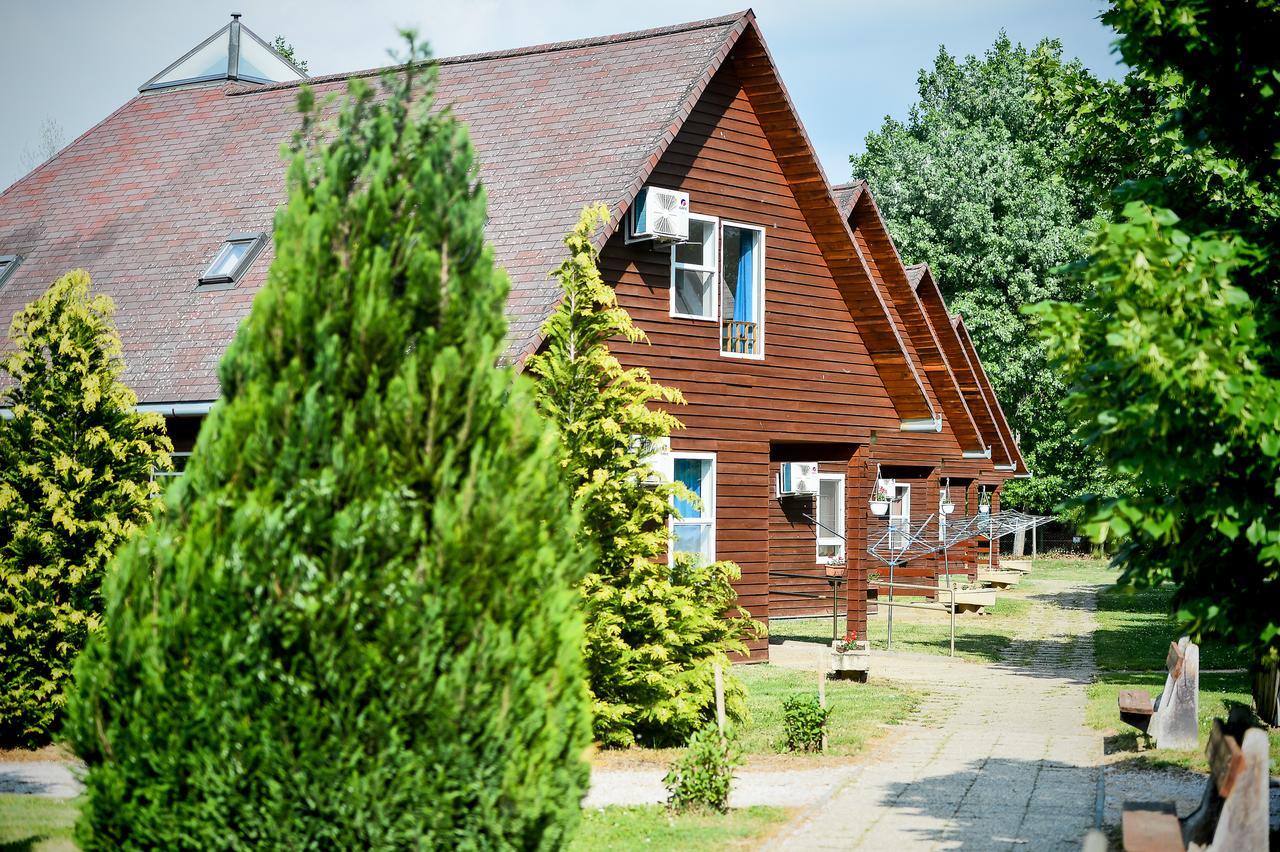 Oliver Inn Balatonlelle Zewnętrze zdjęcie