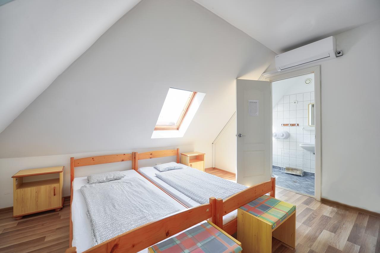 Oliver Inn Balatonlelle Zewnętrze zdjęcie