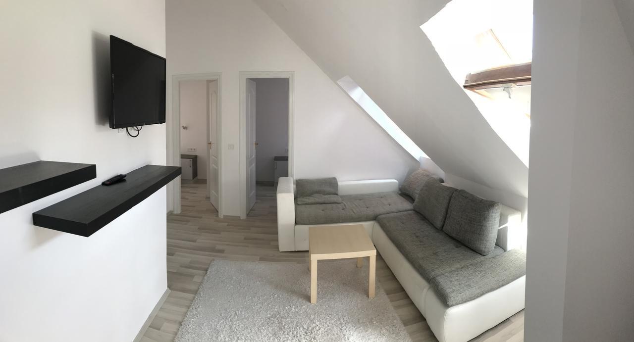 Oliver Inn Balatonlelle Zewnętrze zdjęcie